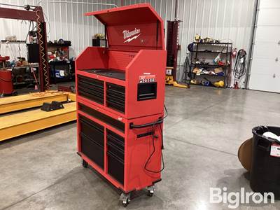 Milwaukee 48-22-8510 46” 8 Drawer Steel Storage Chest With 46” 8 Drawer Storage Cabinet