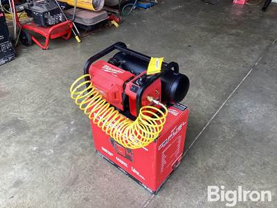 Milwaukee M18 Air Compressor