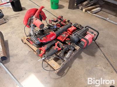 Milwaukee Power Tools & Batteries