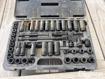 Quinn Misc. Sockets