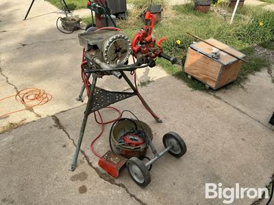 Ridgid 300-12 tripod mounted power threader w/die tools/oiler & transport wheels