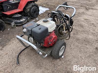 Simpson Contractor 3000 Pressure Washer