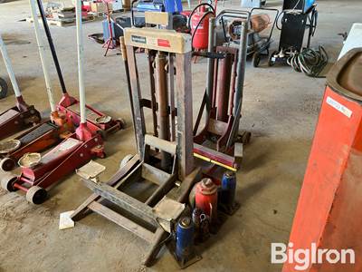 1 1/2 Ton Bumper & Bottle Jacks
