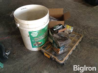 Bucket of Fasteners w/DeWalt Parts Tray