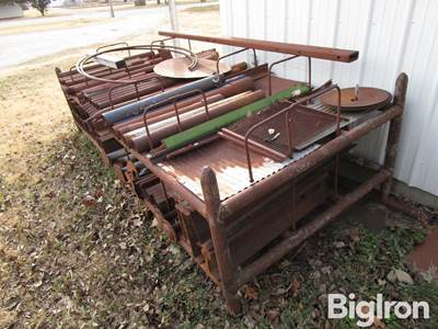 Metal Remnants & Stand