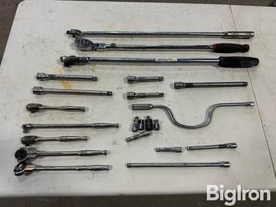 1/2" & 3/8" Ratchets & Extensions