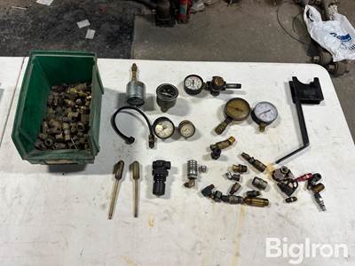 Pressure Gauges & Fittings