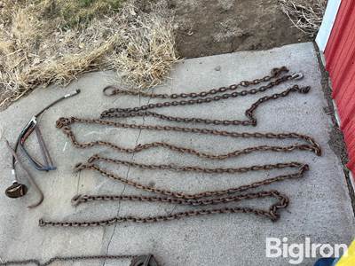 Log Chain & Tool Assortment