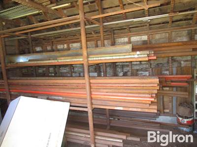 Large Pipe Selection and Stand