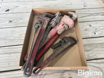 Adjustable Pipe Wrenches