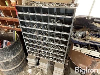 3/8 - 3/4” Bolt Bin