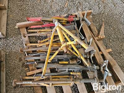 Pipe Stands