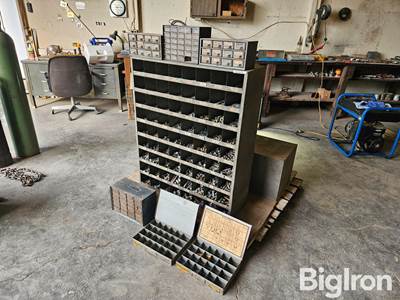 Cabinets w/Hardware & Fasteners