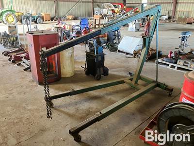 Portable Engine Hoist