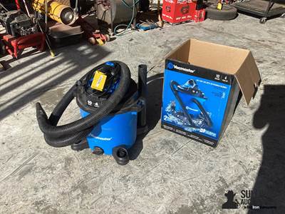 Vacmaster Wet/Dry Vac W/ Detachable Blower
