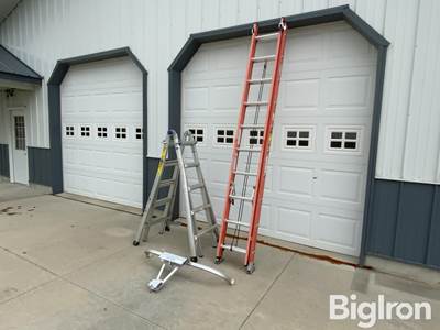 Werner 22' Multi-Position & 20' Extension Ladders + Ladder Stabilizer
