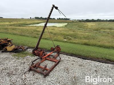 Allis-Chalmers R80 Sickle Mower