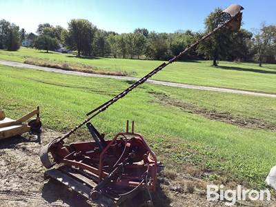 Case IH 1300 9’ Sickle Mower