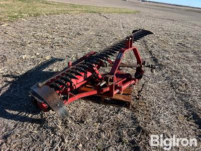 International 1300 3-Pt 7' Sickle Bar Mower