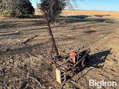 International V-Series Sickle Mower (Parts Unit)