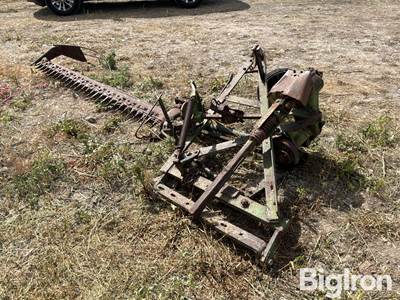 John Deere No. 5 Sickle Mower