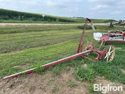 Milwaukee No 6 Antique Sickle Mower