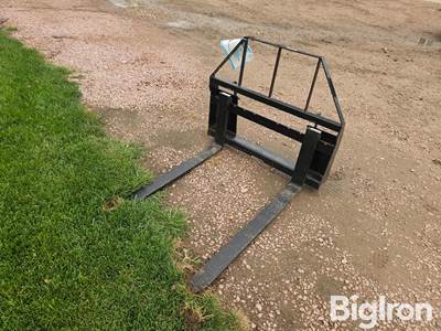 2026 AGT SAII100 Pallet Forks Skid Steer Attachment, Universal Mount, 4"X48" Adjustable Forks