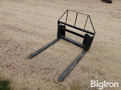 2026 AGT SAII100 Pallet Forks Skid Steer Attachment, Universal Mounts, 4"X48" Forks
