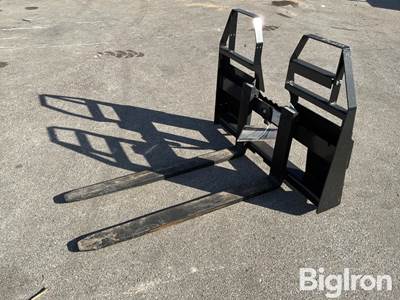 2026 AGT SSCPF48-44 Manual Adjust Forks 48" 4,400 LB Universal Skid Steer Attachment