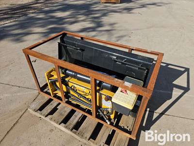 2025 AGT SSHH680 Hydraulic Concrete Breaker Skid Steer Attachment