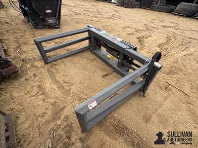 2020 Berlon BBH 6' Bale Grabber Skid Steer Attachment