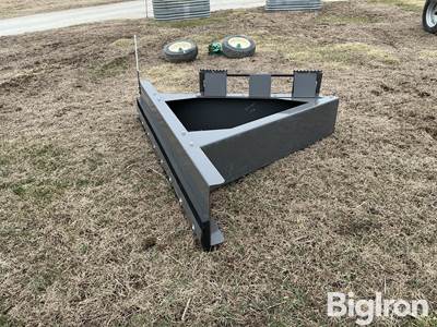 2020 Berlon FP 8’ Feed Pusher