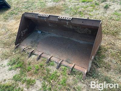 Used Bobcat 60" Skid Steer Bucket with Teeth, Universal Skid Steer Mount