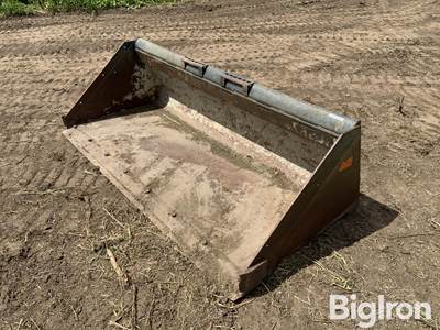 Bobcat 80 Skid Steer Bucket, 80" Width, Universal Mounting Plate