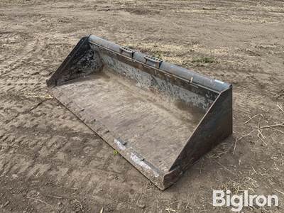Bobcat Skid Steer Bucket 80" Width with Universal Mounting Plate