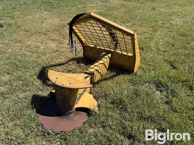 2012 Dougherty Forestry Mfg 30" Hydraulic Rotating Tree Saw