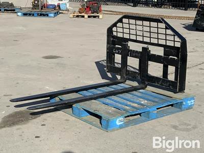 2025 Giyi 60" Skid Steer Pallet Forks & Mast Assembly