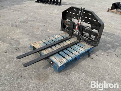 2026 GIYI SF60 Hydraulic Side Shift Skid Steer Pallet Fork Attachment