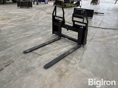 GIYI 48" Manual Skid Steer Pallet Forks with Brick Guard, Universal Mount
