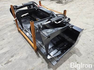 2026 GIYI PG72 72" Skid Steer Plate Grabber/Grapple Bucket, Universal Mount