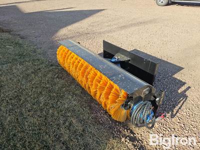 2025 Giyi SE61 Skid Steer Sweeper/Broom Attachment