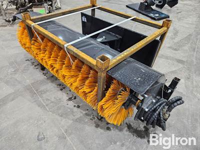 2025 GIYI SE61 61" Skid Steer Sweeper/Broom with Standard/Universal Mounting Plate