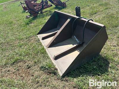 Gnuse L90 Skid Steer Quick Attach Dumping Bucket, 91" Width