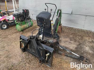 2010 John Deere 46 Skid steer Backhoe Attachment