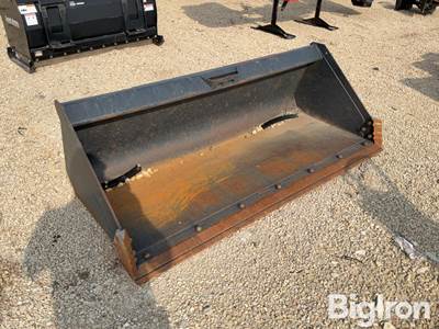 Kubota S6604 80" High Capacity Skid Steer Bucket, Universal SSQA