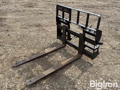 Used MDS 10015 48" Adjustable Pallet Forks, Skid Steer Hook Up