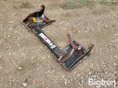 Tri-L APWW-SS Skid Steer Adapter Plate, 44" Wide, Spring Loaded Locks
