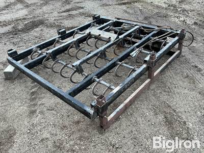 Small Square Bale Grapple, 10' Bale Capacity, Skid Steer Mount