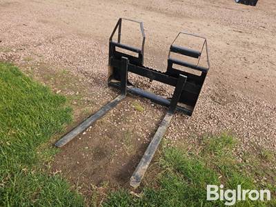 Used Walk Thru Pallet Forks Skid Steer Attachment, 42" Forks, Universal Mounting Plate