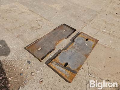 Used Universal Skid Steer Mounting Plate